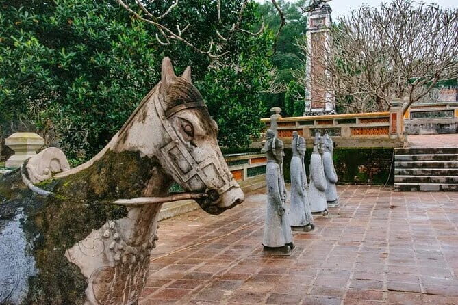 5 days Center Vietnam Package Tour with Danang Hue and Hoian - A Deep Dive into the Itinerary: What You Can Expect