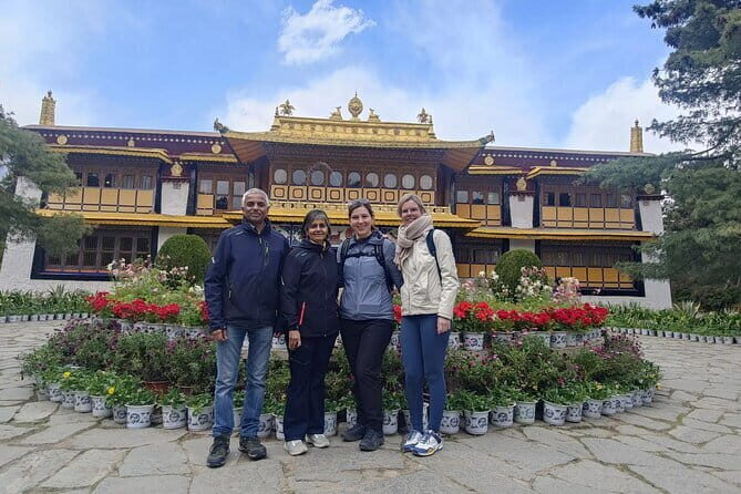 5 Days Lhasa and Lake Namtso Group Tour - Transportation, Accommodation, and Overall Experience