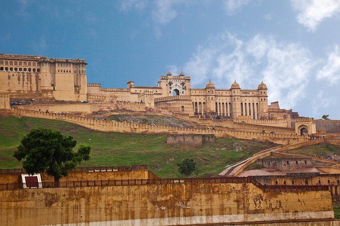 5 Days : Luxury Golden Triangle Tour with 5 Star Accommodation - Does the Tour Offer Good Value?