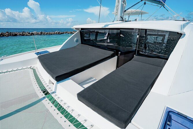 5-Hour 38'Luxury Catamaran All-Inclusive Tulum & Playa del Carmen - Who Should Consider This Tour?