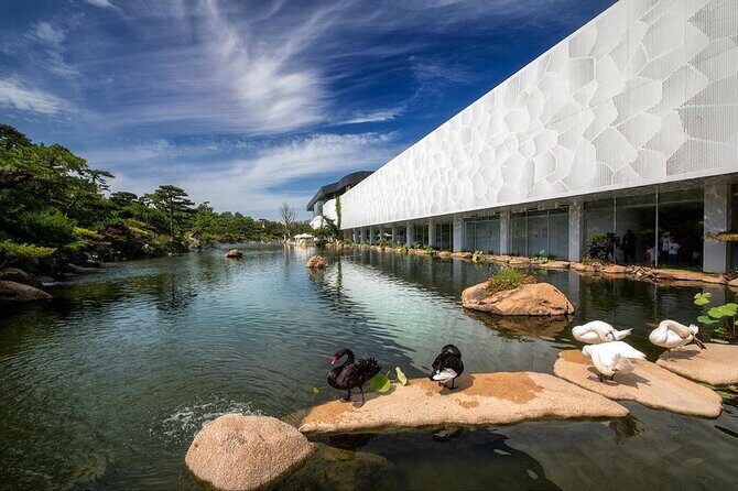 5-Hour Self-Guided Layover Tour to Luo Hong Art Museum with Peking Duck Option - Exploring the Itinerary in Detail