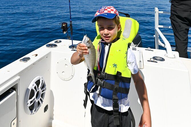 5-Hours Blue Lagoon Fishing and Snorkeling Trip from Trogir - FAQ