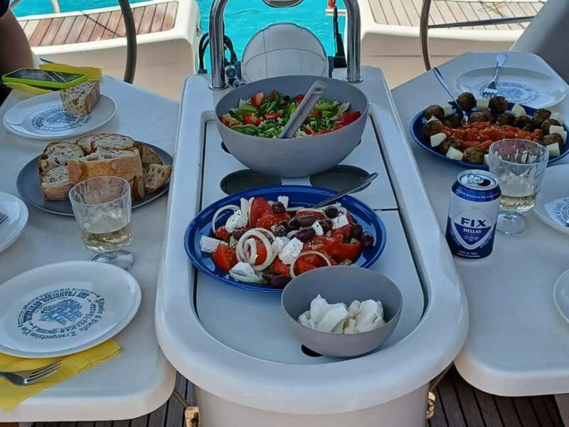 5 hrs Sail in Chania: sailing, swimming, lunch and drinks - An Authentic Crete Sailing Adventure