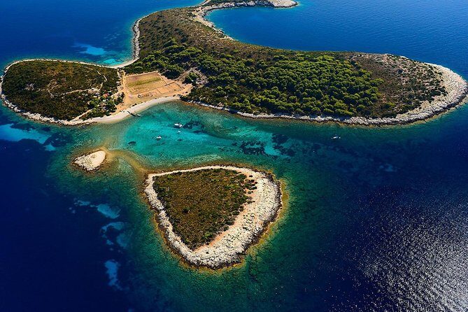 5 islands Private Boat Tour:Blue Cave,Hvar&Pakleni islands - Introduction