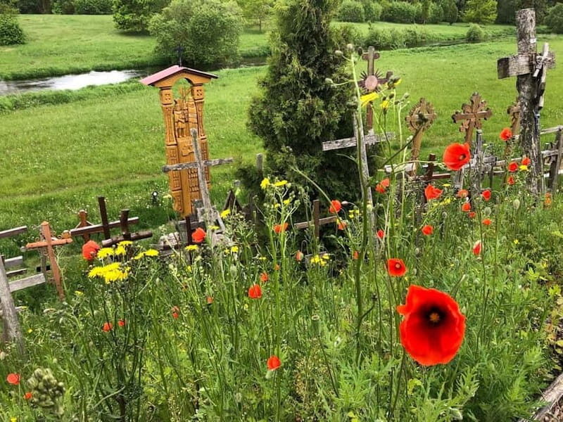 5,5 Hour Shared Tour to Hill of Crosses from Riga - Key Points