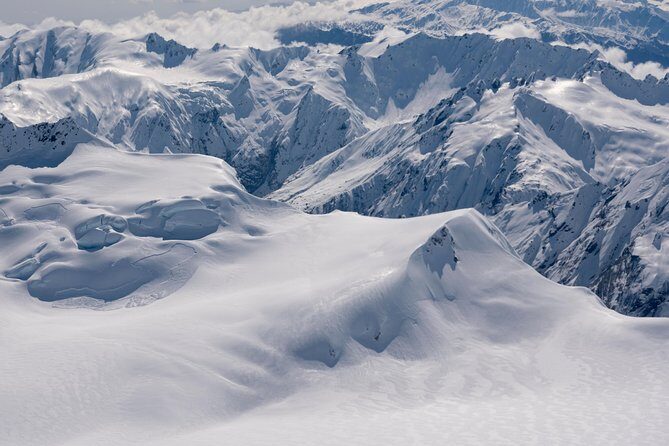 55-Minute Grand Circle Helicopter - What Makes This Tour Stand Out?