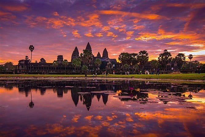 6-day Highlights of Siem Reap & Phnom Penh - A Closer Look at the 6-Day Cambodia Experience