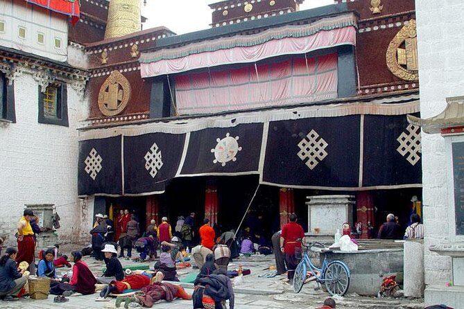 6-Day Private Tibet Tour: Lhasa, Gyangtse, and Shigatse - What Makes This Tour Stand Out?