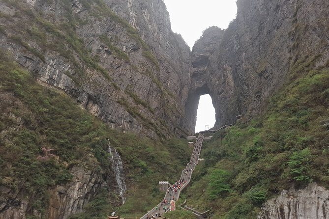 6-Day Private Tour from Chengdu to Zhangjiajie - Key Points