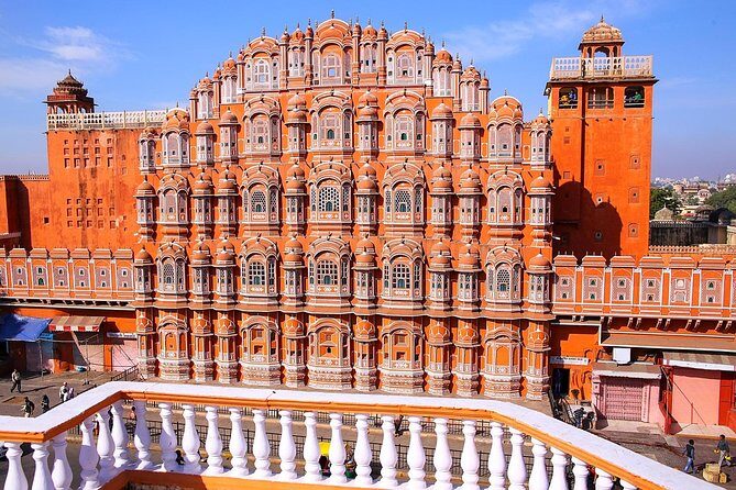 6 Days Golden Triangle Tour with Varanasi : Delhi, Agra and Jaipur - Day 4: Varanasi—The Spiritual Heart of India