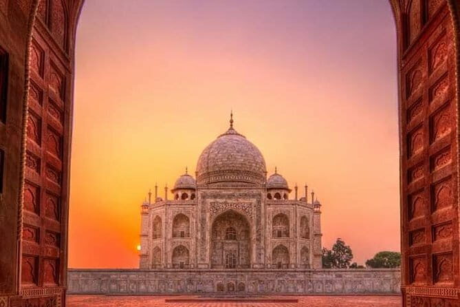 6-Days Golden triangle with Holy city Varanasi tour - Key Points