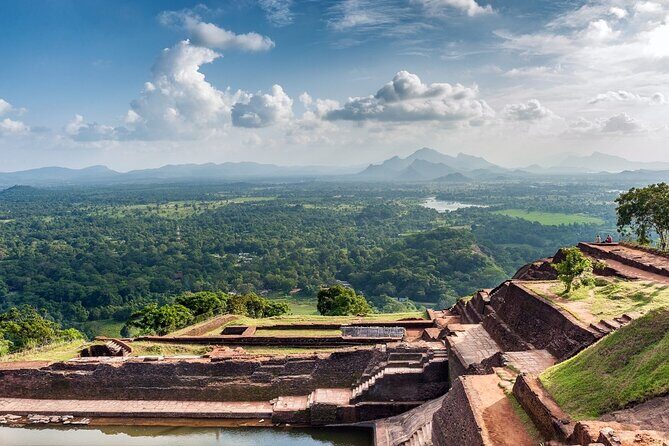 6 Days Private Vehicle With Driver Explore Sri Lanka By Your Own Plans - Day 6: Colombo’s Cultural Blend