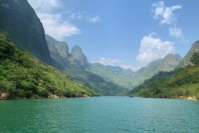 6 Days Tour Hanoi to Ba Be Lake via Ha Giang and Ban Gioc Falls - Who Is This Tour Best For?