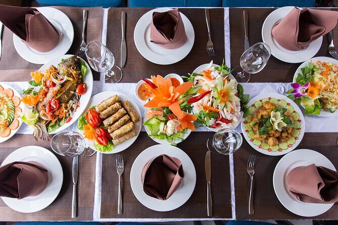 6 Hour Cruise in Hanoi - Who Should Consider This Tour?