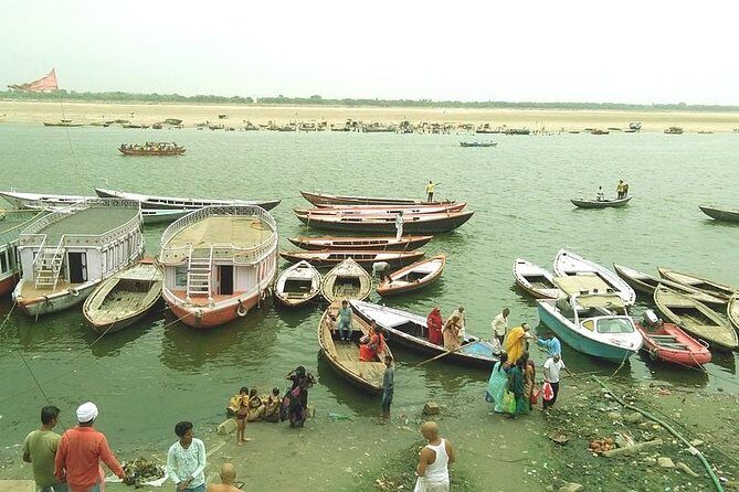 6-hour Morning tour of Varanasi with Boat Ride, Akhada & Heritage Walk - Key Points