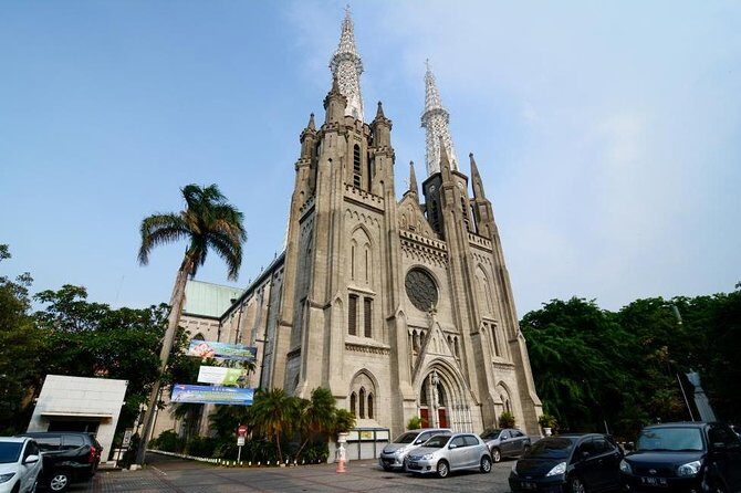 6 Hours Jakarta Private City Tour - (Must Visit Places) - The Sum Up
