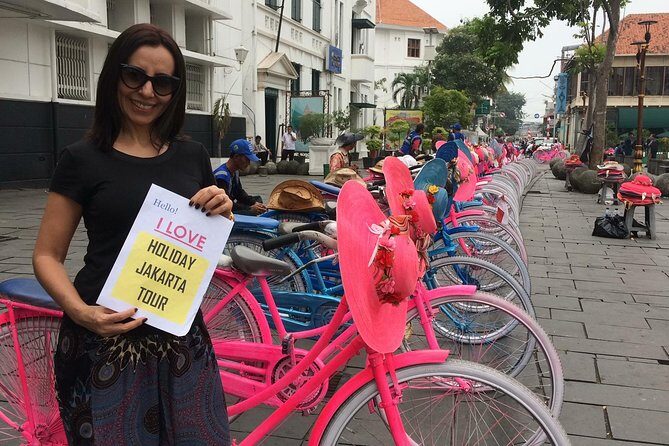 6 Hours Jakarta Private City Tour - (Must Visit Places) - FAQ