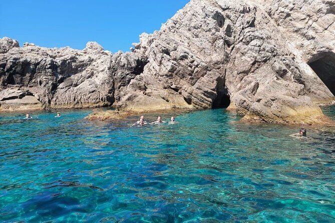 6 Hours Private Boat Island Tour with free drinks - Is This Tour Right for You?