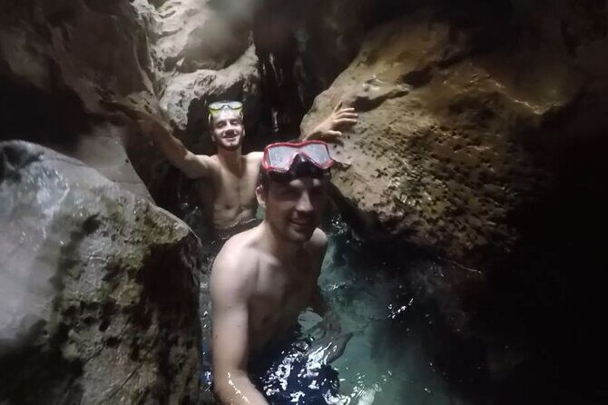 6 Hours Private Boat Island Tour with free drinks - The Sum Up