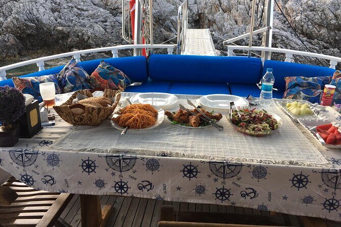 6 Hours Private Charter Boat Tour with Lunch in Bodrum - Authentic Experiences from Reviewers