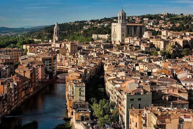 6 hours private tour of Girona: GAME OF THRONES from Barcelona with pick up - What You’ll Get: Included and Not Included