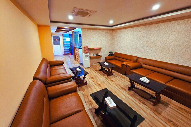 6 Hours Spa Package in Kathmandu (Massage, Sauna, Steam, Jacuzzi) - The Experience: What to Expect from Start to Finish
