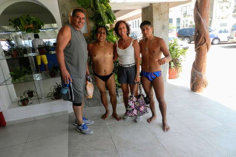 6 Hr City Tour Divers Turtles, All Attractions Only Hotels - La Quebrada Cliff Divers: Spectacle and Excitement