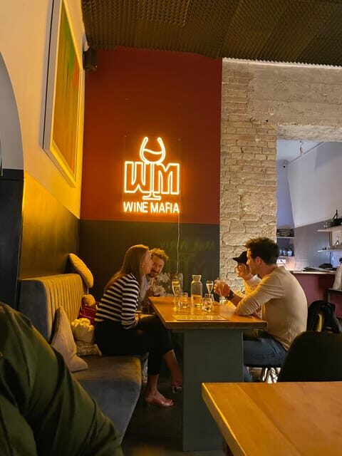 6-Tier Hungarian Wine Tasting at a Cozy Community Table - A Closer Look: The Experience Breakdown