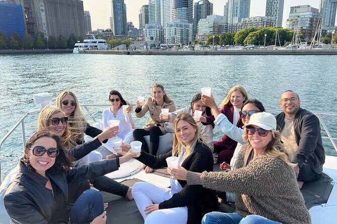 60-Minute Toronto Luxury Yacht Sightseeing Prosecco Cruise! - A Detailed Look at the Toronto Yacht Sightseeing Experience