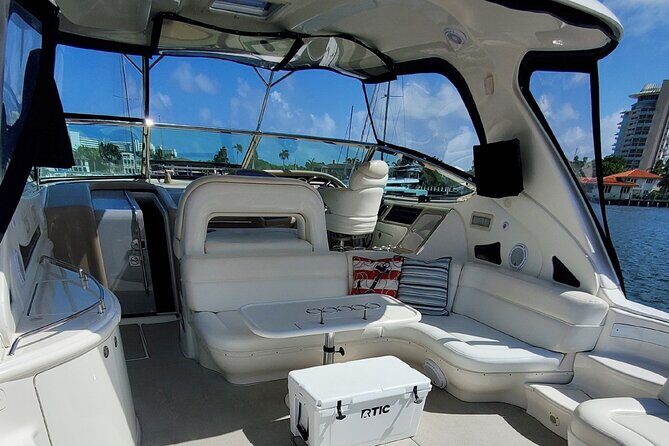 60ft Private Luxury Yacht Charter - A Closer Look at the Experience