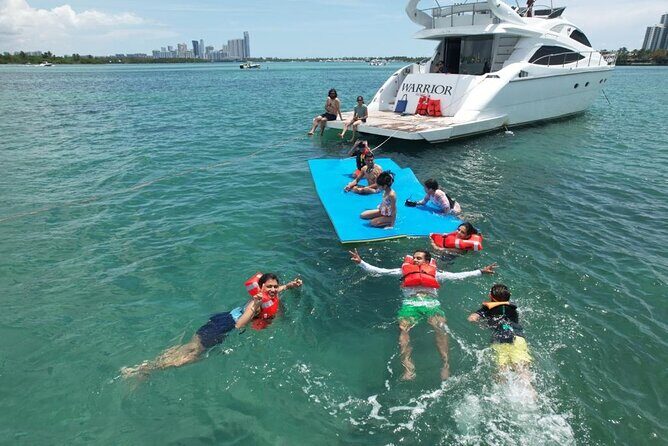 65ft Yacht Charter in Miami - The Sum Up