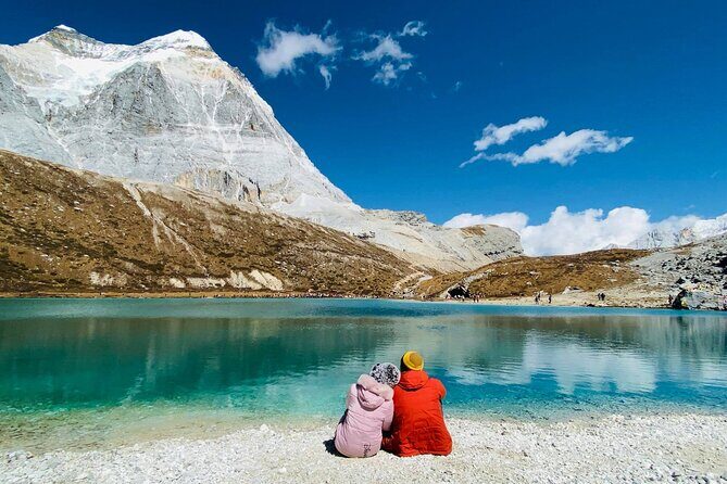 7-day Daocheng Yading and Mt. Siguniang Tour All Inclusive - Experience the Majestic Landscapes of Western Sichuan: A 7-Day All-Inclusive Tour