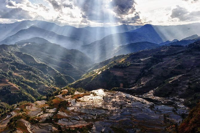 7-Day Private Discovery Tour from Kunming to Dali and Lijiang - Day 7: Reaching the Heights and Visiting Yuhu Village