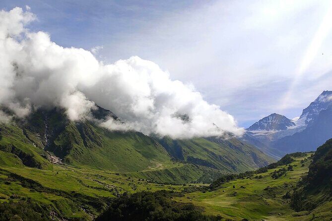 7 Day Tour to Valley of Flowers and Auli Hiking Adventure - Key Points