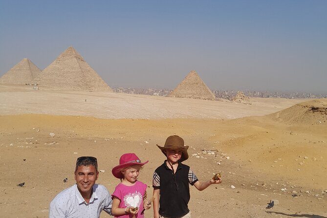 7 Days Private Tour Visit to Egypt with Transfer Included - Arrival and First Impressions in Cairo