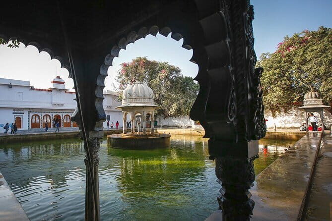 7-Days Rajasthan Tour - Explore Udaipur Jodhpur Pushkar Jaipur - Day 3: From Lakes to Desert: Ranakpur and Jodhpur
