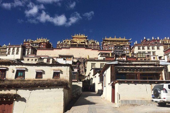 7-Days tour from Kunming to Shangri-La and overnight in Tiger Leaping Gorge - Day 5 & 6: Tiger Leaping Gorge and Shangri-La
