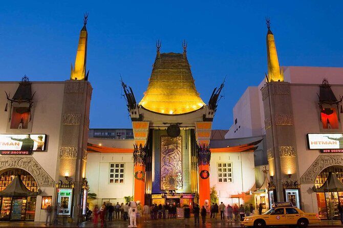 7-Hour Ultimate LA Tour - Coastal Charm: Malibu & Santa Monica