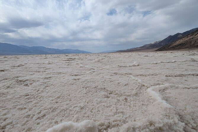 7 Magic Mountains & Death Valley Stargazing Premium Tour - Who should consider this tour?