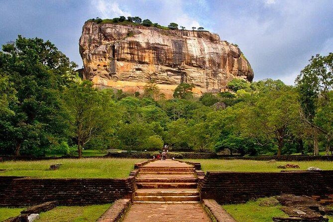 7 Nights Private Tour Of Sri Lanka - FAQs