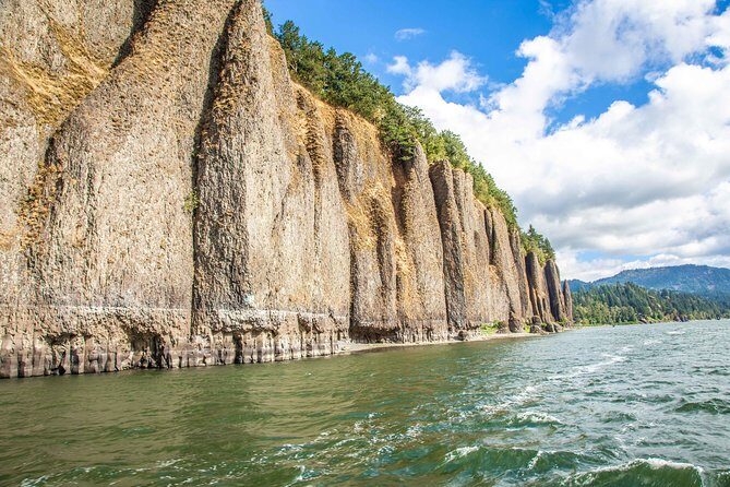 7 Wonders of the Gorge 3.5-hour Jetboat Cruise - An In-Depth Look at the Tour Experience