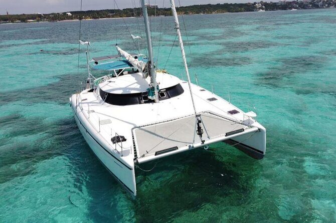 7hrs / 46ft Catamaran Private Charter From Cancun to Isla Mujeres - Setting Sail from Cancun: What to Expect