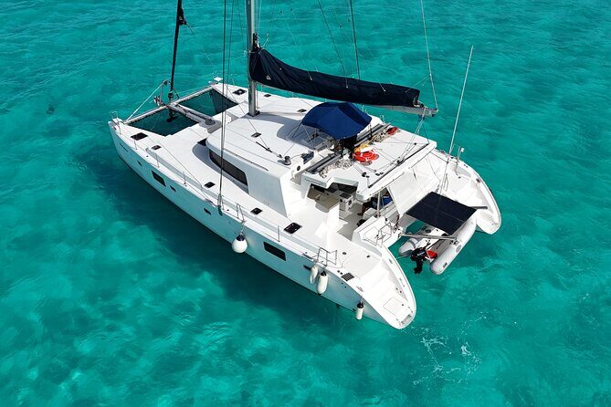 7hrs/60ft Luxury Catamaran Private Charter Cancun to Isla Mujeres - Detailed Review of the Experience