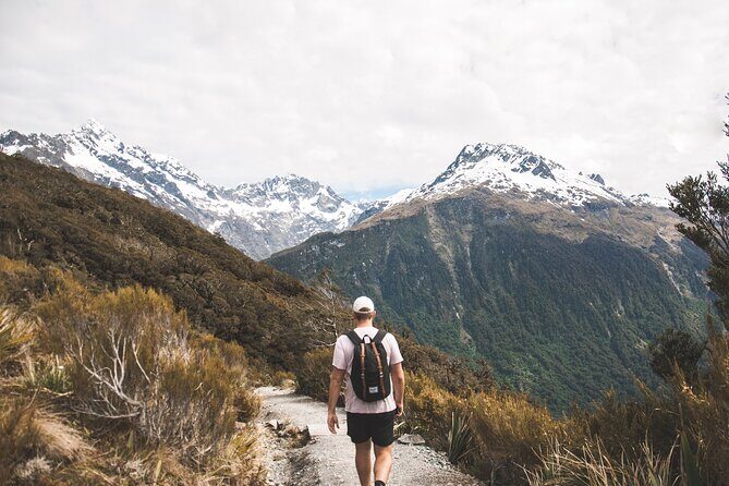 8 Day Southern Secrets Small Group Tour - Key Points