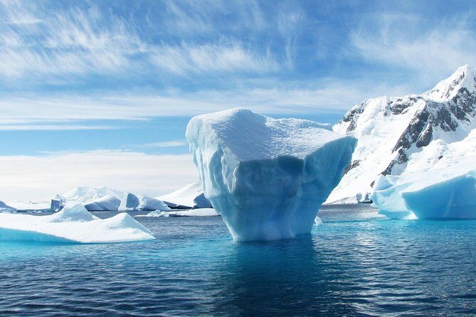 8-Day Summer Ring Route of Iceland with Snaefellsnes Peninsula - An In-Depth Look at the 8-Day Iceland Tour