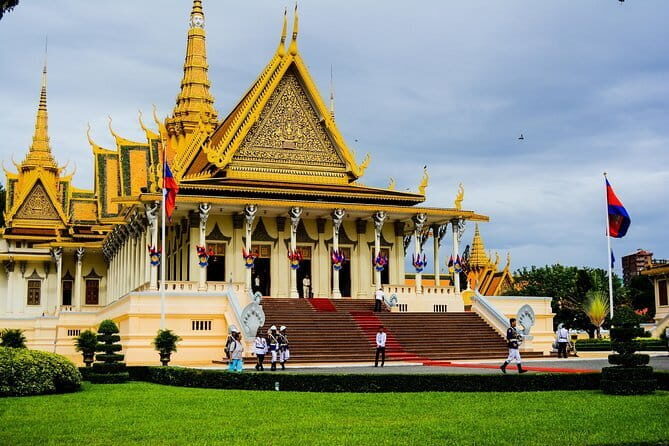 8 Days The Cambodian Escapes - Who Will Love This Tour?
