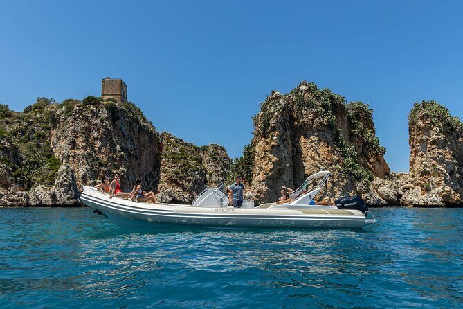 8-Hour Boat Tour from Castellammare del Golfo to San Vito Lo Capo - Who is this tour best suited for?