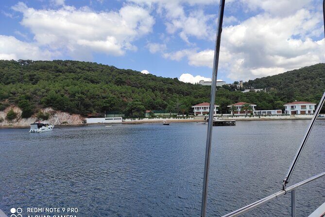 8-Hours Private Swimming Luxury Yacht Cruise to Princes' Island - Who Will Love This Tour?