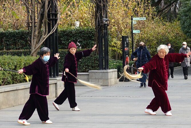 8-Hr Shanghai City Tour Opt for Homemade Lunch - FAQ