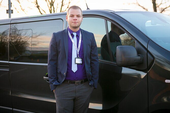 8 Seater Transfer: Heathrow Airport to Central London - The Details of the Journey